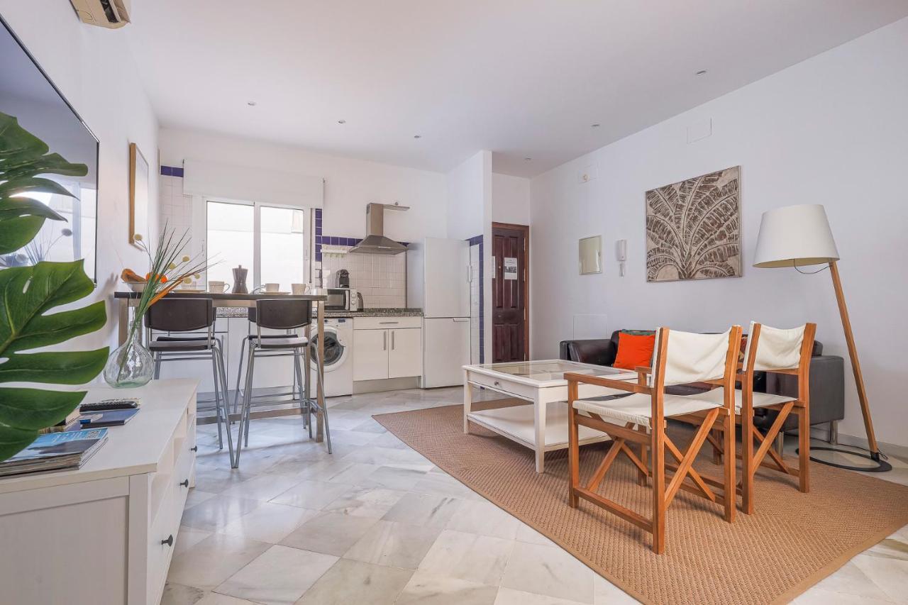 Apartment Antonia Diaz 2 4 *